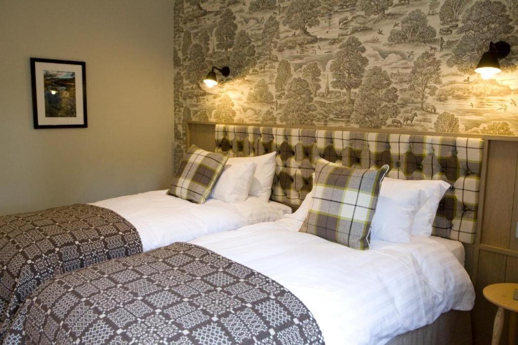 Hotel Saracens Head, Beddgelert Zewnętrze zdjęcie